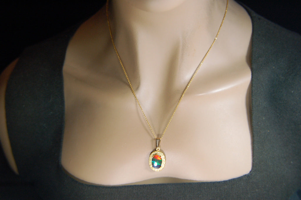 Ammolite.Gorgeous Alberta Ammolite Pendant in 14k Gold filled.The perfect birthday/anniversary gift for her.010424