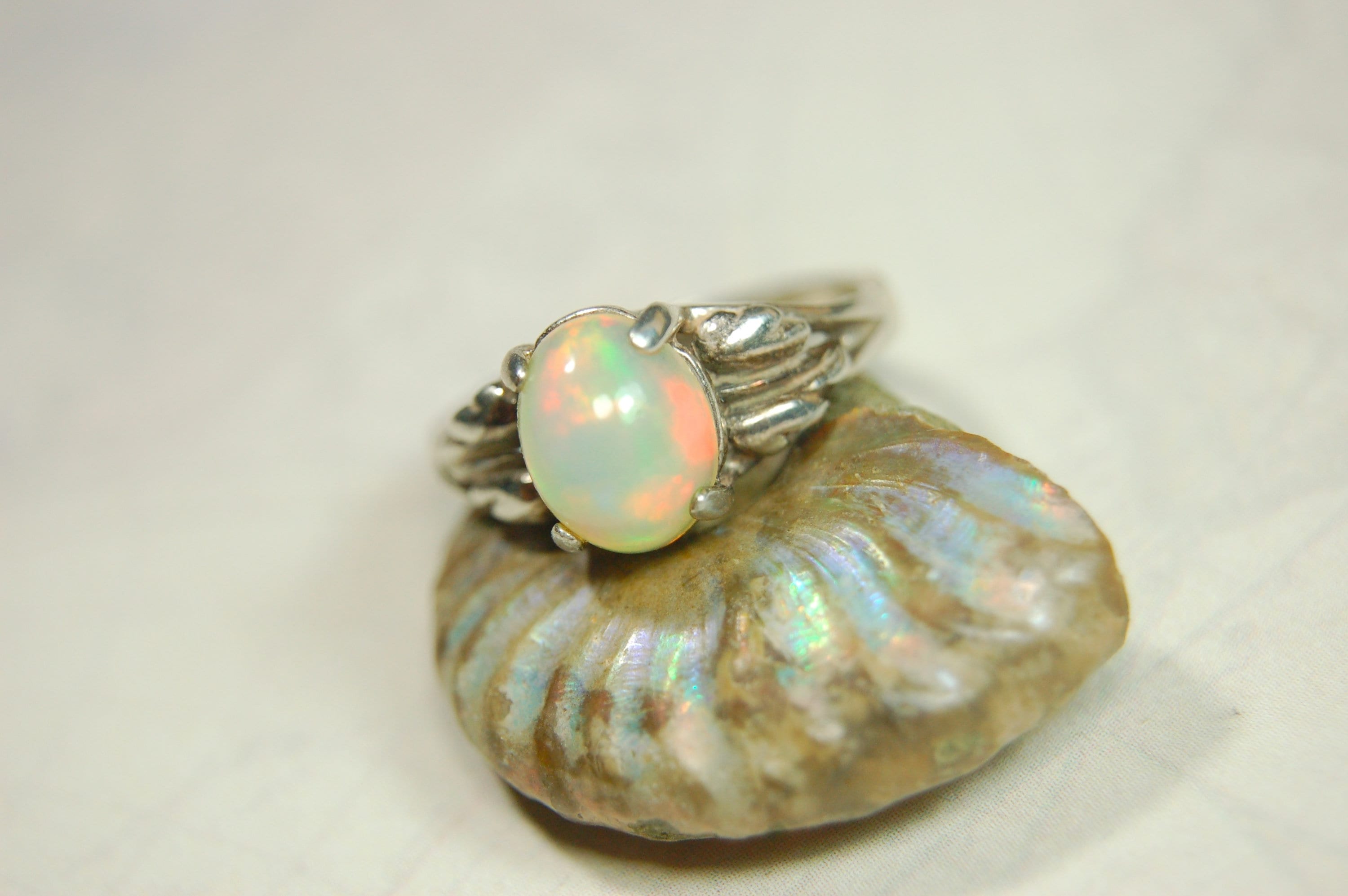 Natural Opal Ring Size 7.Quality gem with gorgeous colors.Vintage style.Perfect gift for her.Solid sterling silver.031014