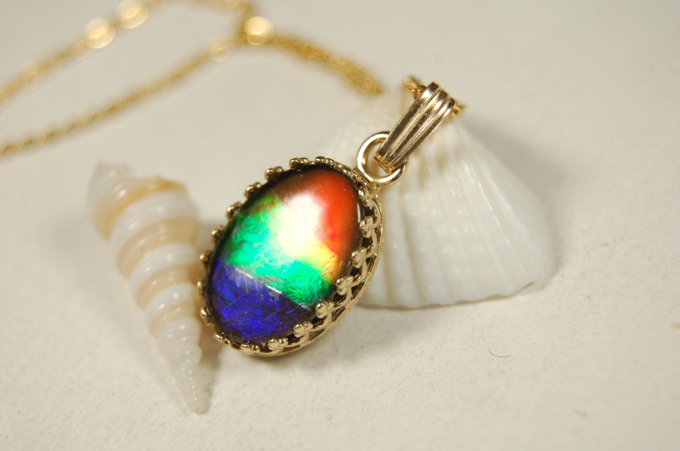 Ammolite Jewelry Pendant Necklace.Four Color Rainbow Ammolite set in solid 14k Gold.Perfect gift.GENUINE Canadian Alberta Ammolite.100213