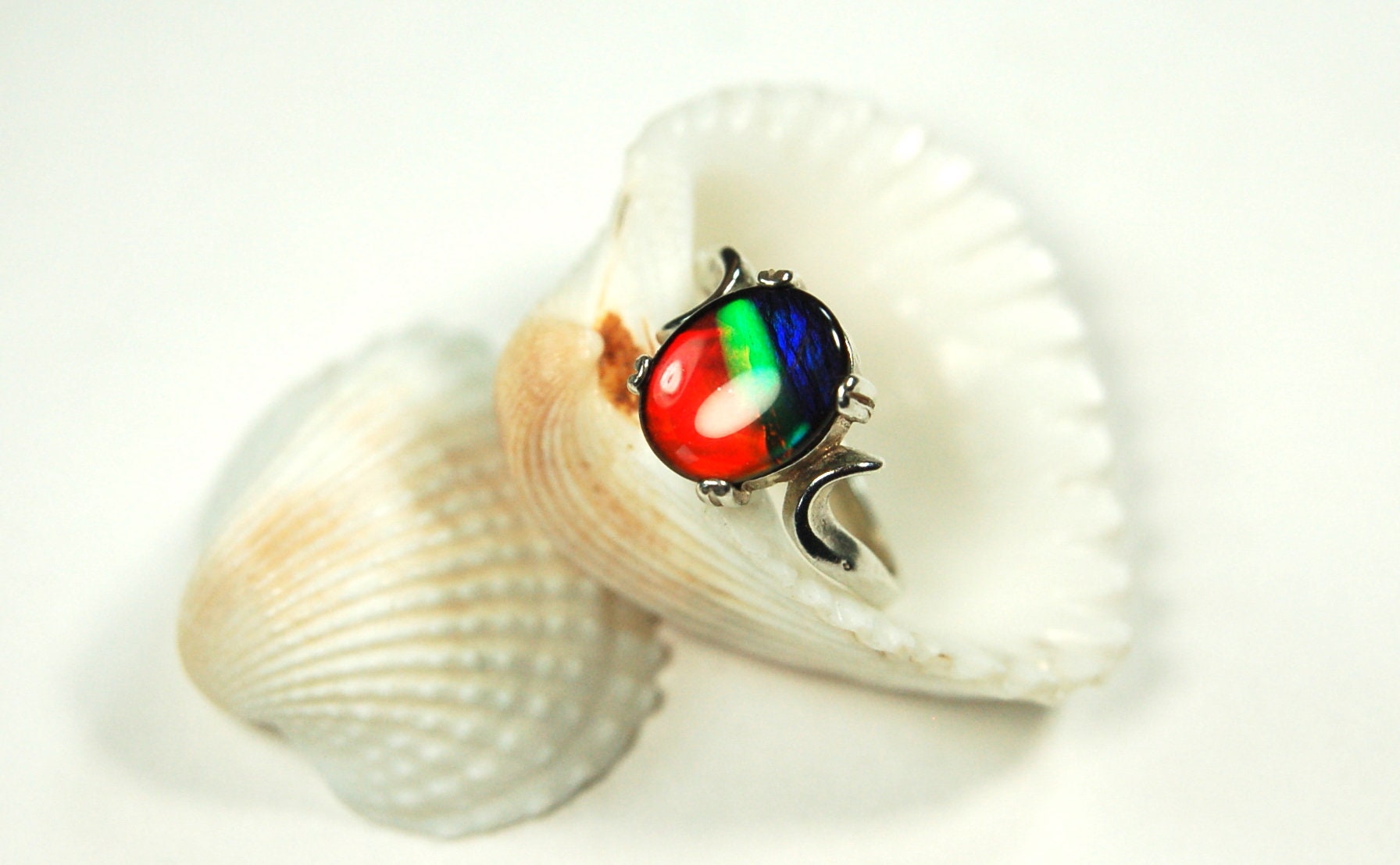 Genuine Ammolite Pendant Ring – Canadian Fossil Gemstone – Iridescent Jewelry Gift for Her.High quality Ammolite Jewelry from Canada #012512