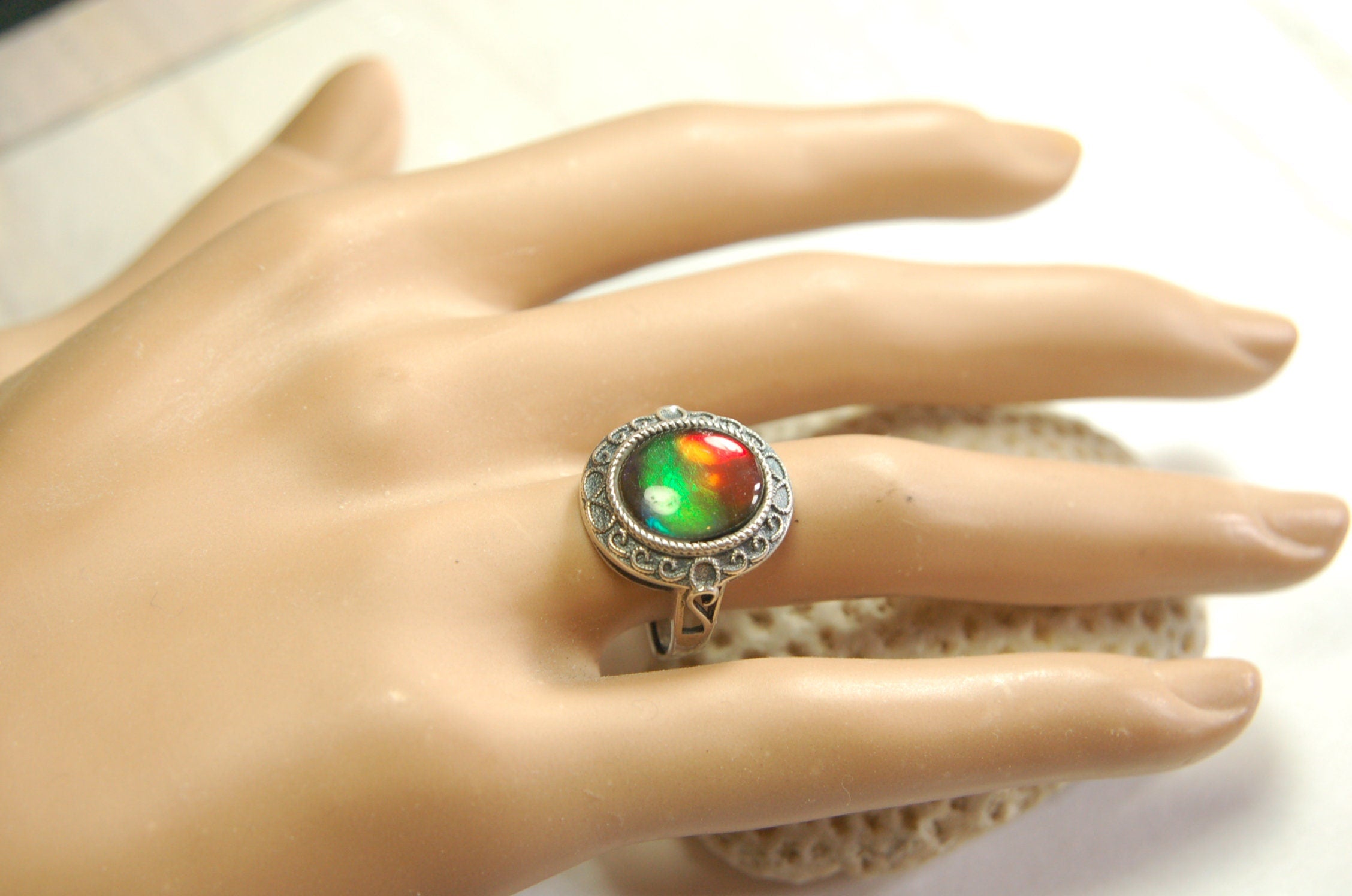 Ammolite Ring.Universal Fit.Tax exempt under CUSMA rules.#021913