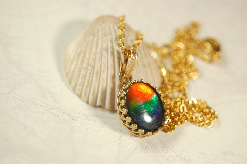 Ammolite Jewelry Pendant 14k Gold.Bright colorful gem.Perfect gift. 032314