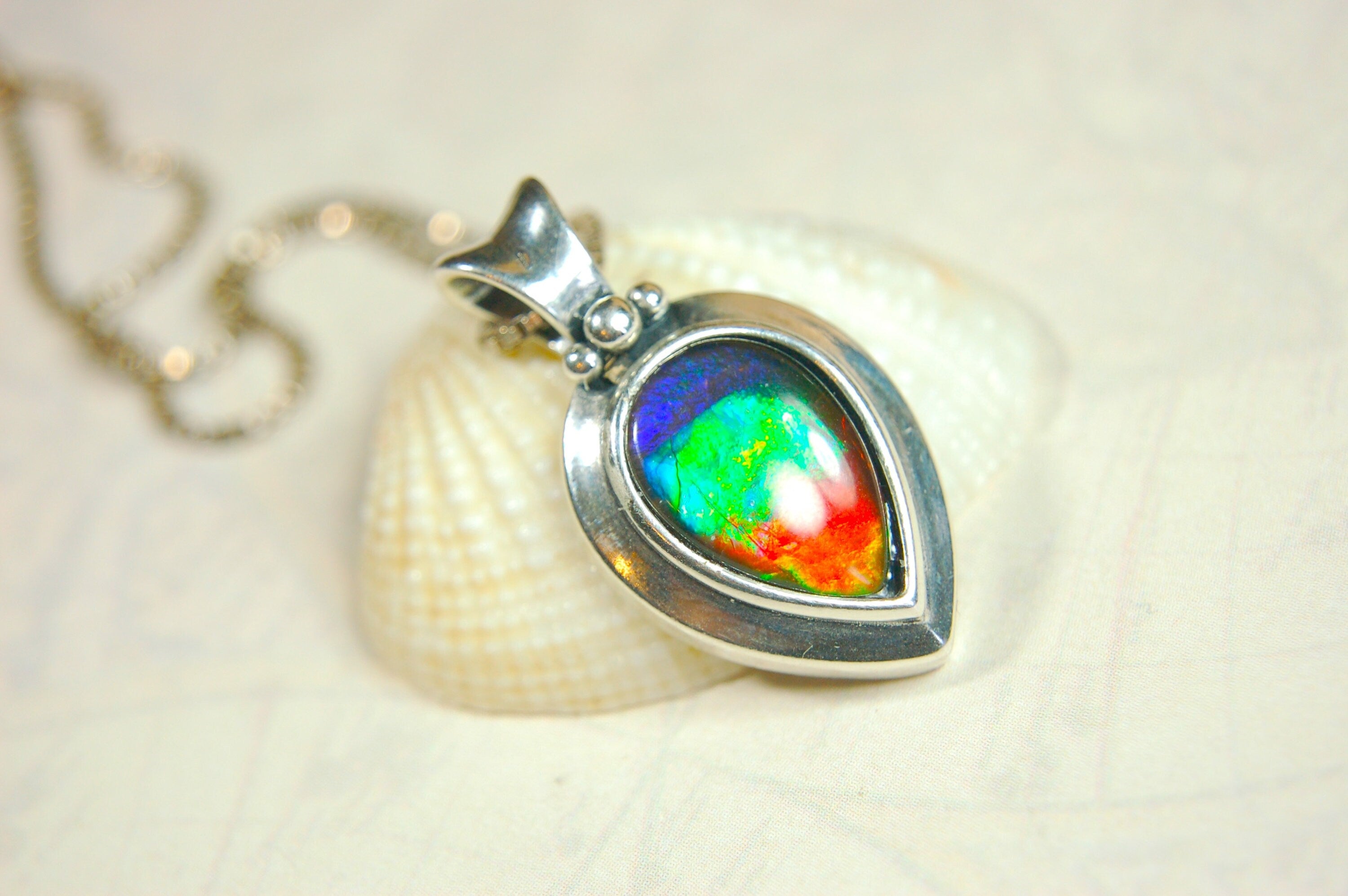Ammolite Jewelry Rainbow Pendant Set in heavy sterling silver.High impact colors.Memorable gift.#030214