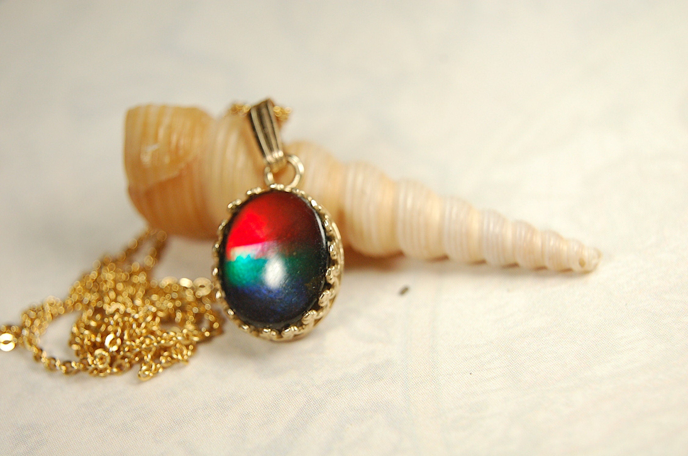 Ammolite Pendant.Solid 14k gold.Brilliant colors. #20113