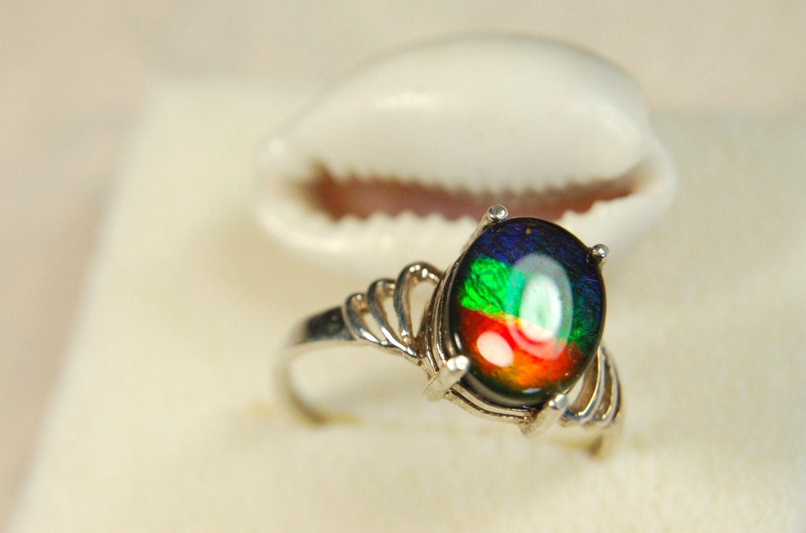 Ammolite Ring.Sterling Silver.Size 6.Lovely rainbow gem.062813