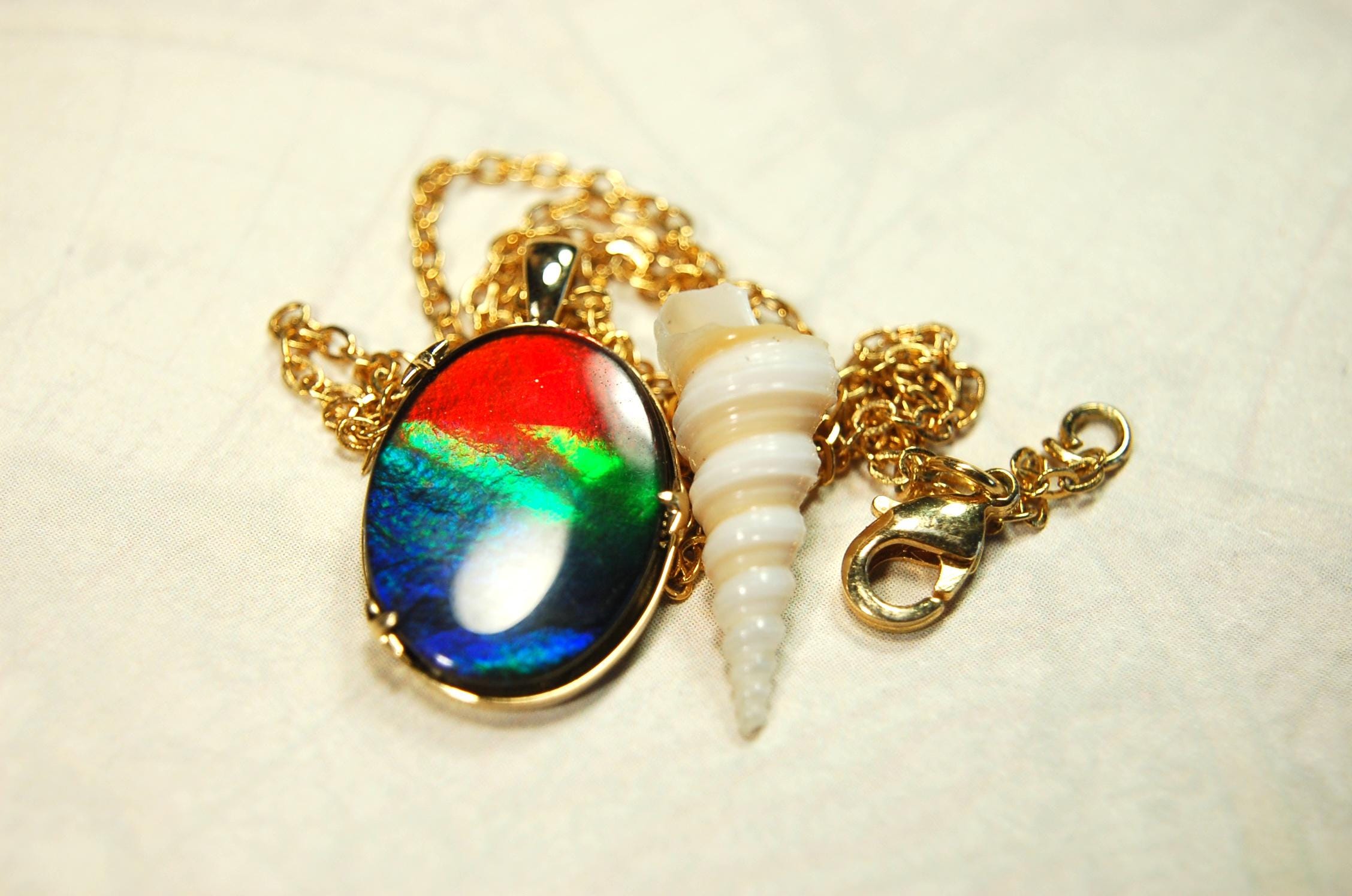 14k gold set ammolite pendant.Gift idea for wife?Rainbow colors.High quality Ammolite.090614