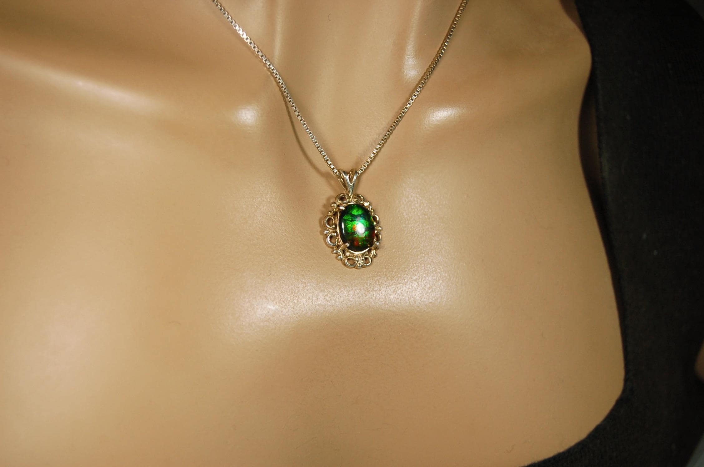Ammolite Pendant Necklace Sterling Silver Jewelry.- 071015