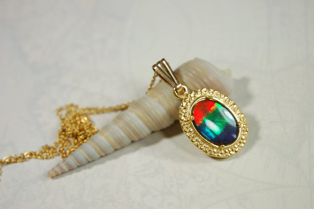 Ammolite.Gorgeous Alberta Ammolite Pendant in 14k Gold filled.The perfect birthday/anniversary gift for her.010424