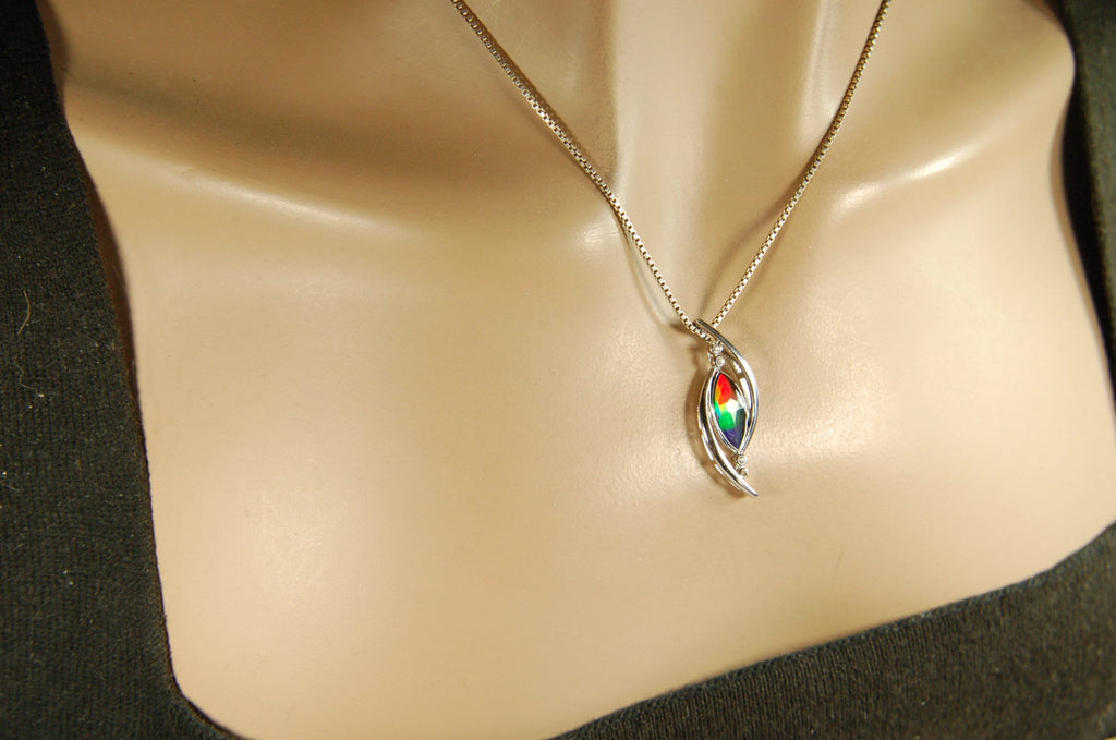 Unique Ammolite Jewelry Pendant Necklace from Canada.RARE Faceted four color gem.Perfect Gift.Bright changing colors. Elegant design 100613.