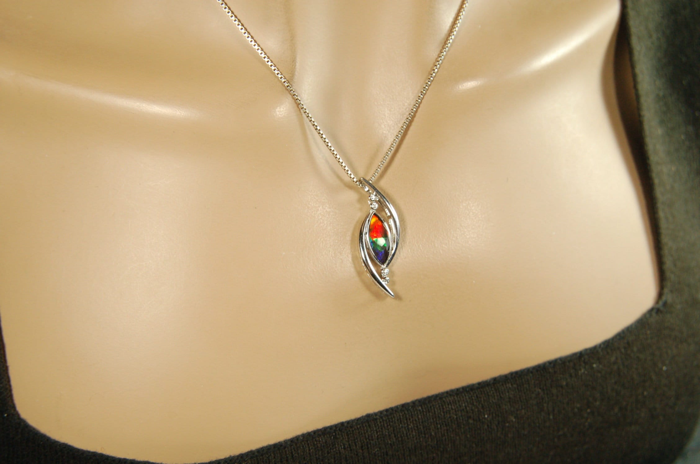 Ammolite jewelry Pendant from Canada.Colorful necklace.Rainbow three color gemstone.Perfect gift for wife.Beautiful setting.#042413