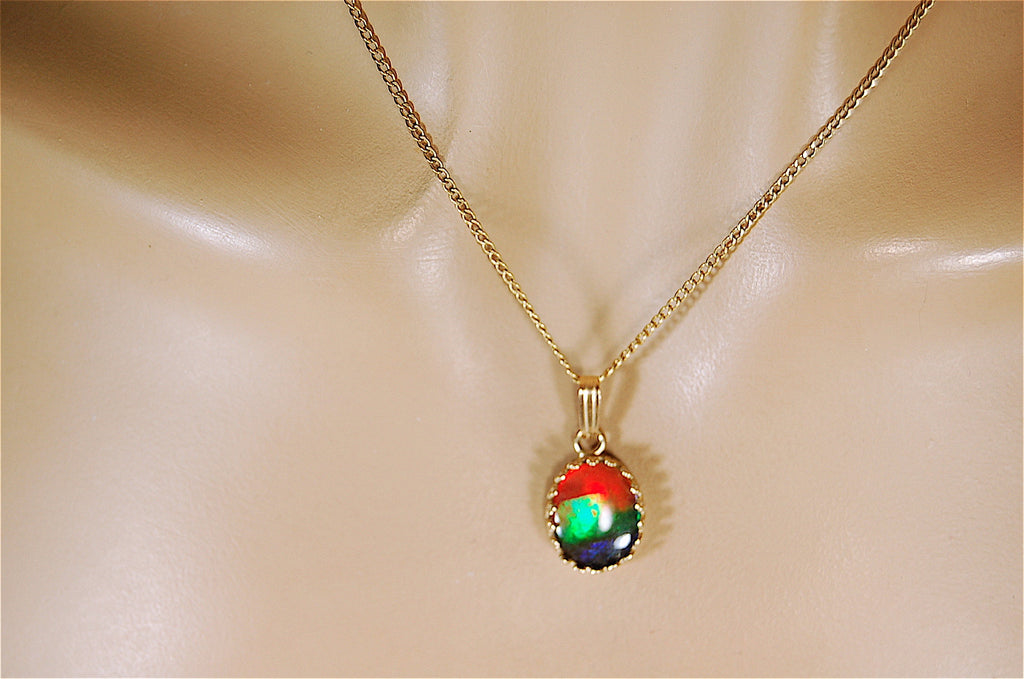 Ammolite Pendant Necklace in 14k Gold.High quality gem with brilliant colors.121229
