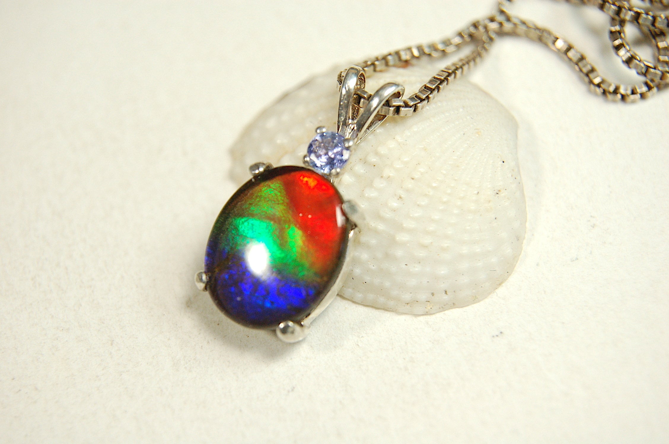 Ammolite Pendant Necklace.Perfect bright colorful tricolor gemstone-#111213