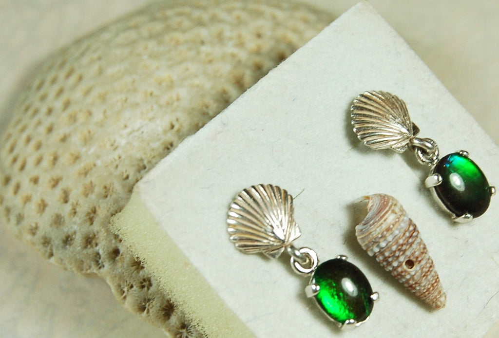 Ammolite Earrings.Brilliant green gems Ammolite jewelry.Details below.