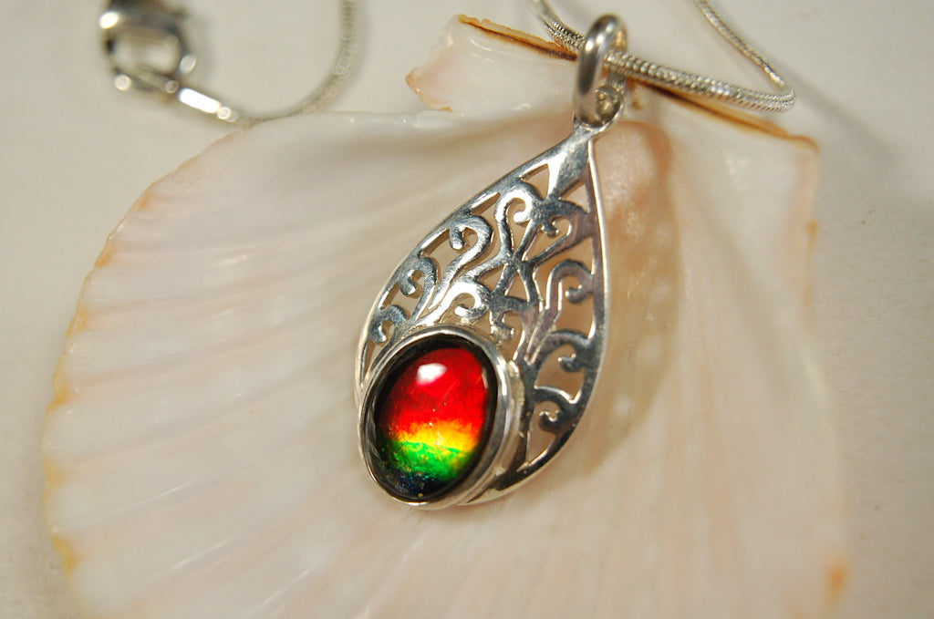Ammolite pendant.GENUINE Ammolite Jewelry- Eye-Catching Ammolite Jewelry for a Standout Style.Best gift for her.#041613