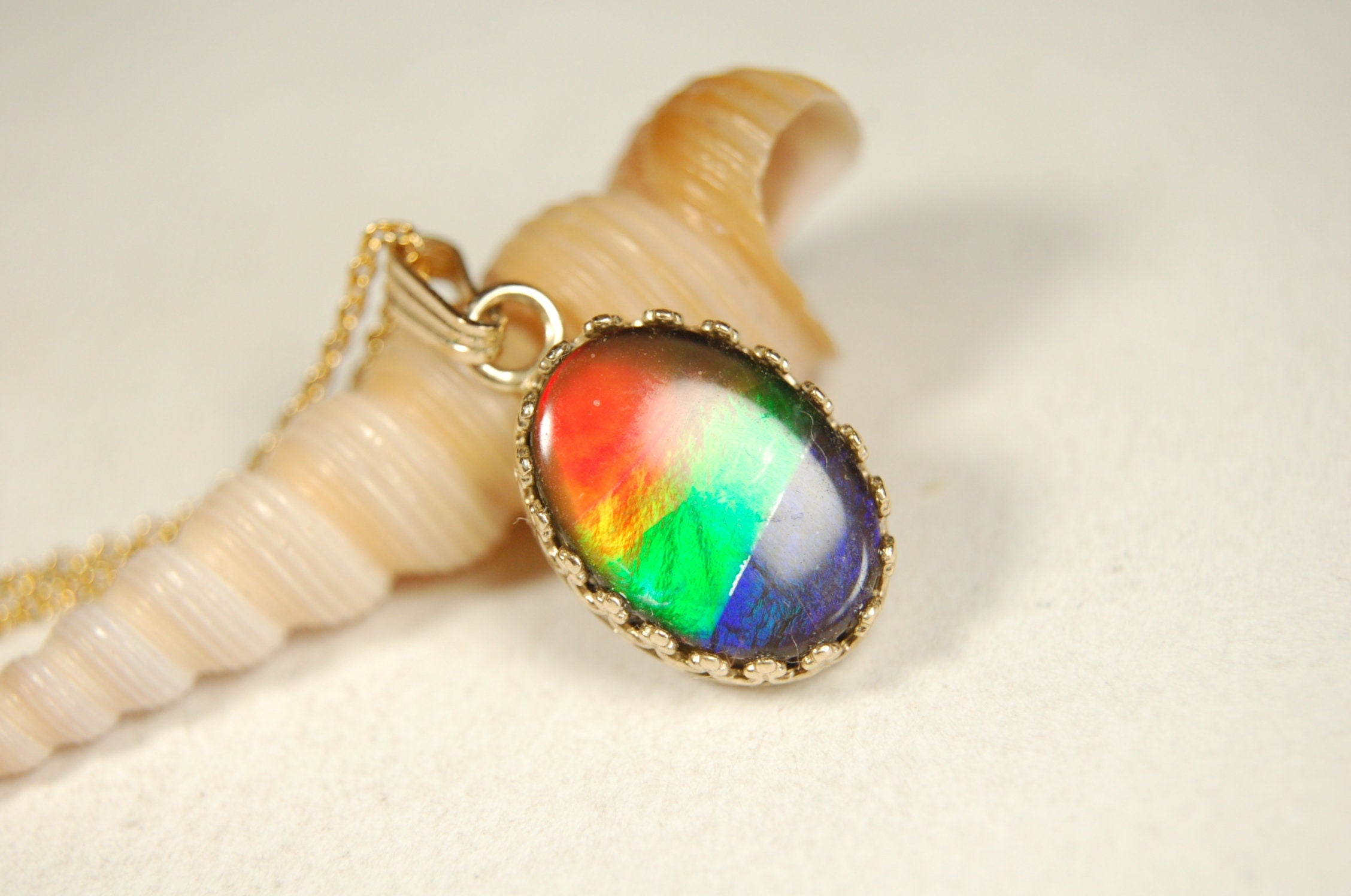 Ammolite Jewelry Pendant Necklace.Four Color Rainbow Ammolite set in solid 14k Gold.Perfect gift.GENUINE Canadian Alberta Ammolite.100213