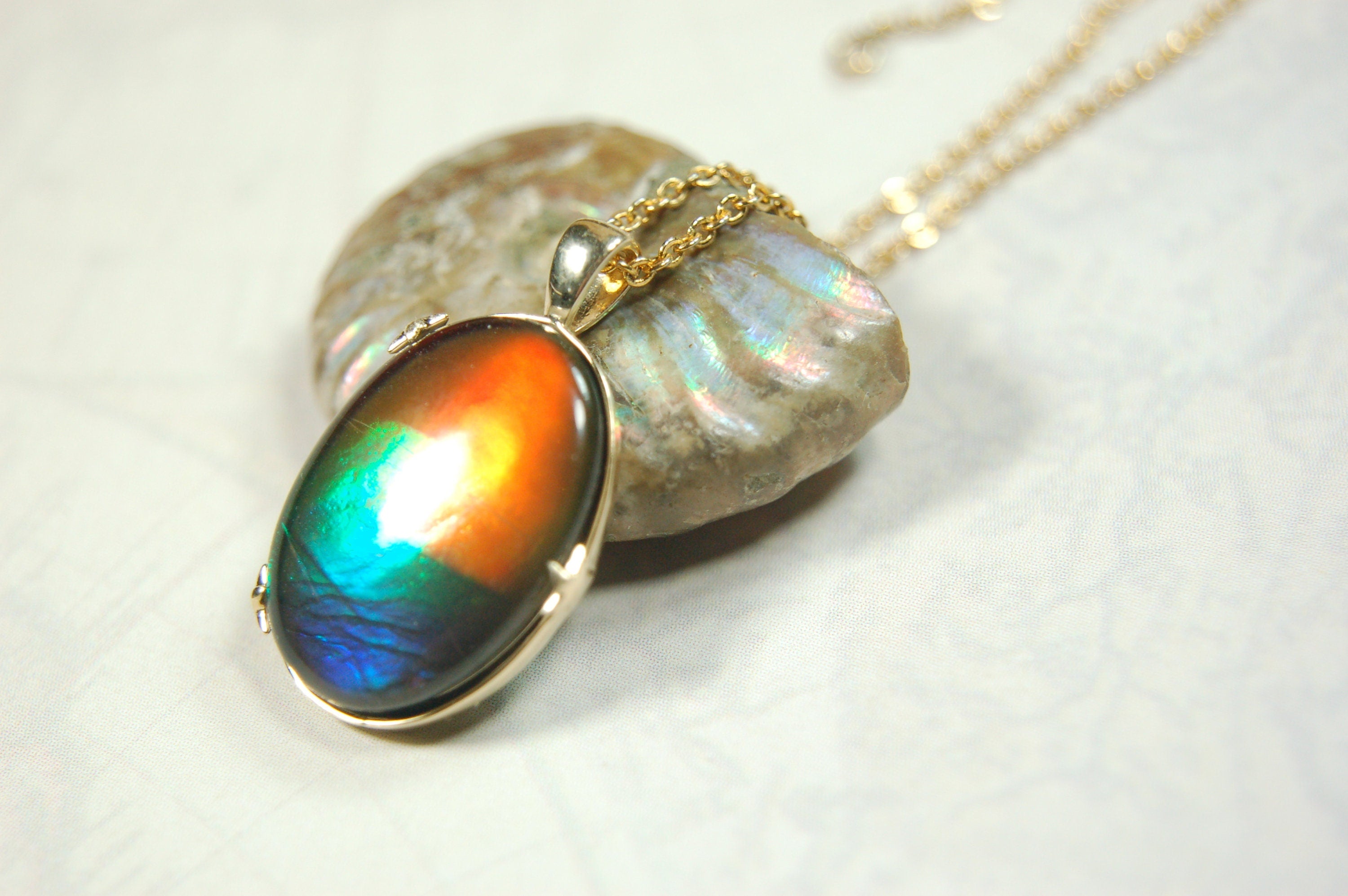 Glamorous Ammolite jewelry pendant in solid 14k Gold - A Stunning Rare Mothers day gift she will treasure.012914