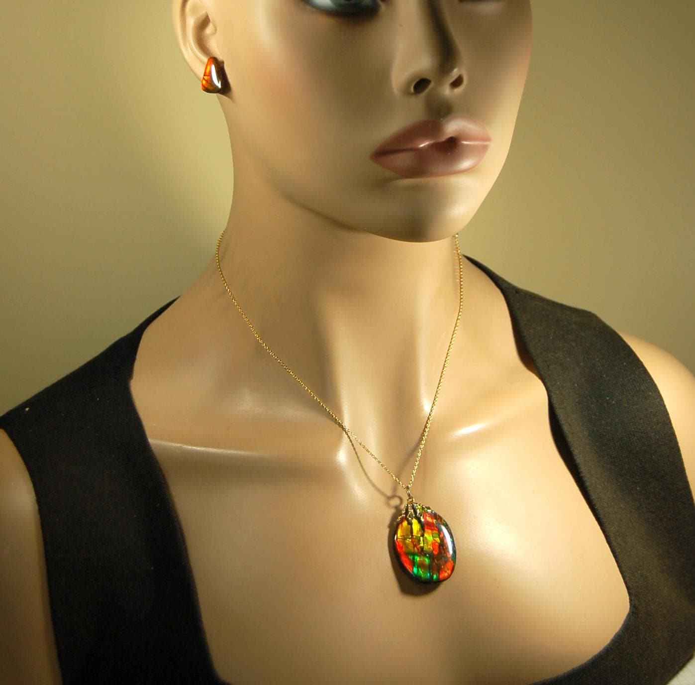 Ammolite Jewelry Set.Pendant and earrings of Natural Alberta Canada gemstones.Strong fashion statement.061516
