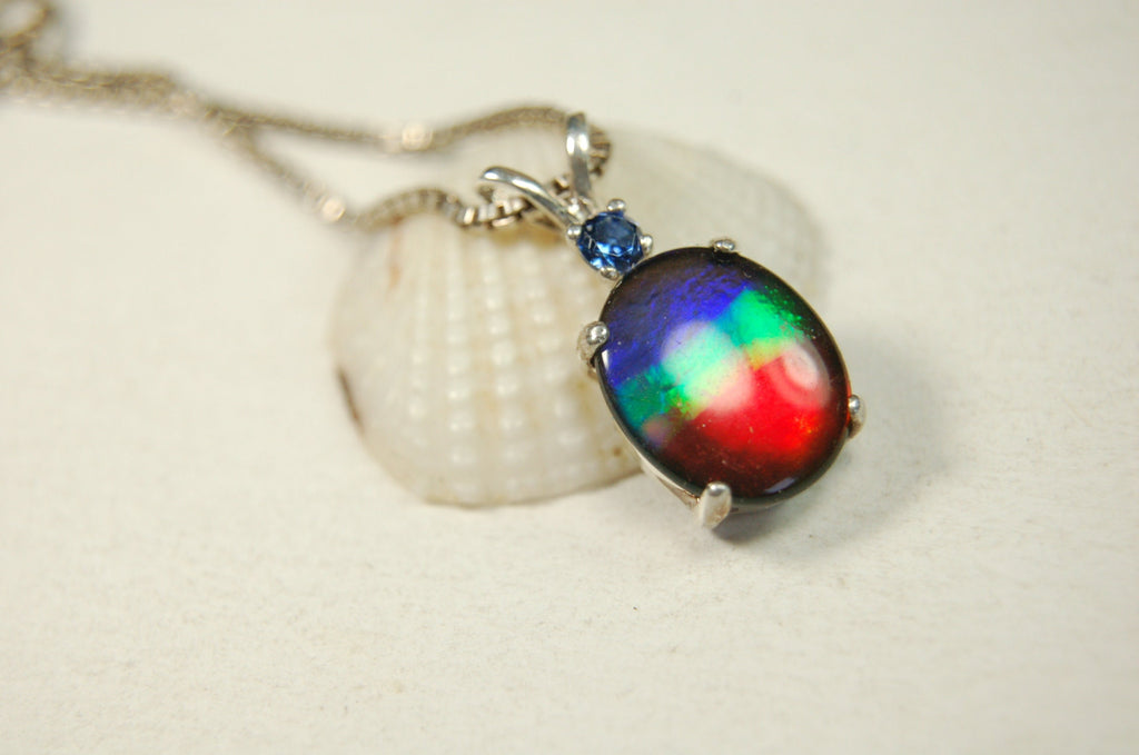 Ammolite Pendant Jewelry.Free shipping.No US customs charges as complies with CUSMA rules.#071623