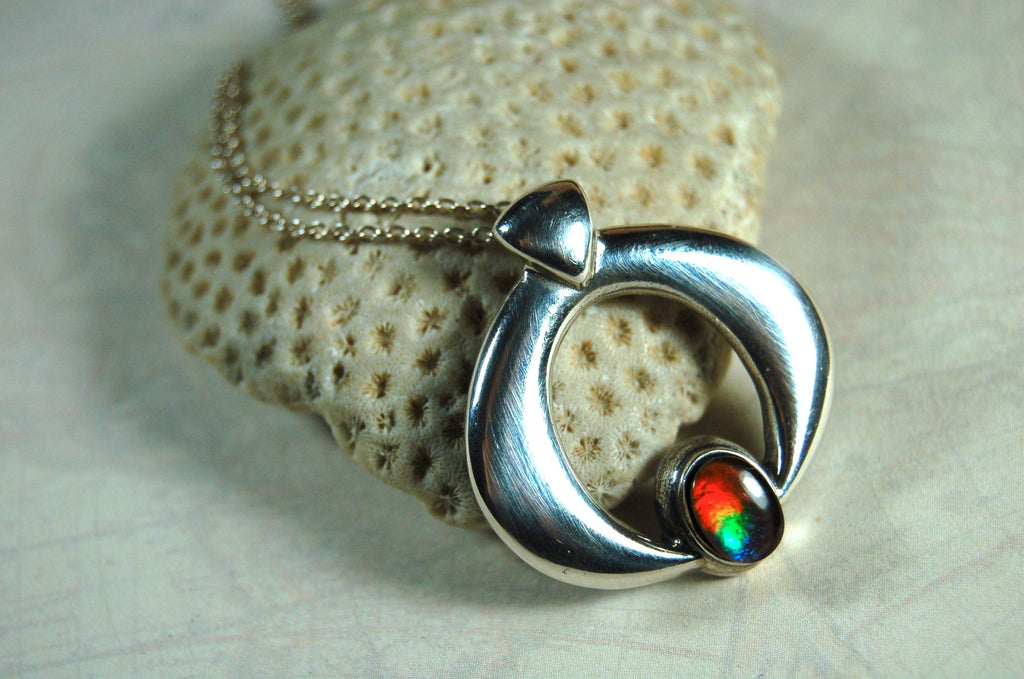 Birthday gift idea for wife.-- tricolor Ammolite pendant gem in striking sterling silver setting.Boho jewelry.#112419