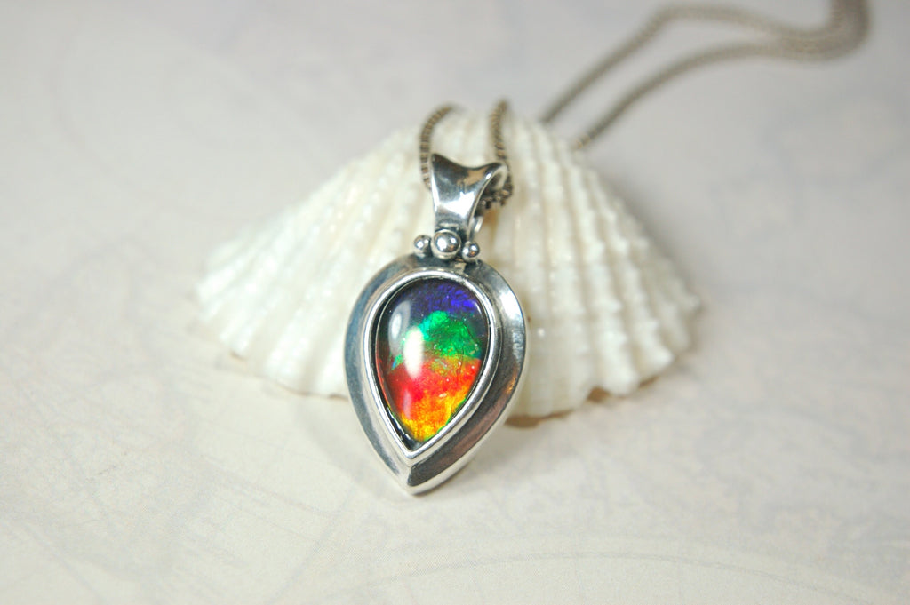 Ammolite Jewelry Rainbow Pendant Set in heavy sterling silver.High impact colors.Memorable gift.#030214