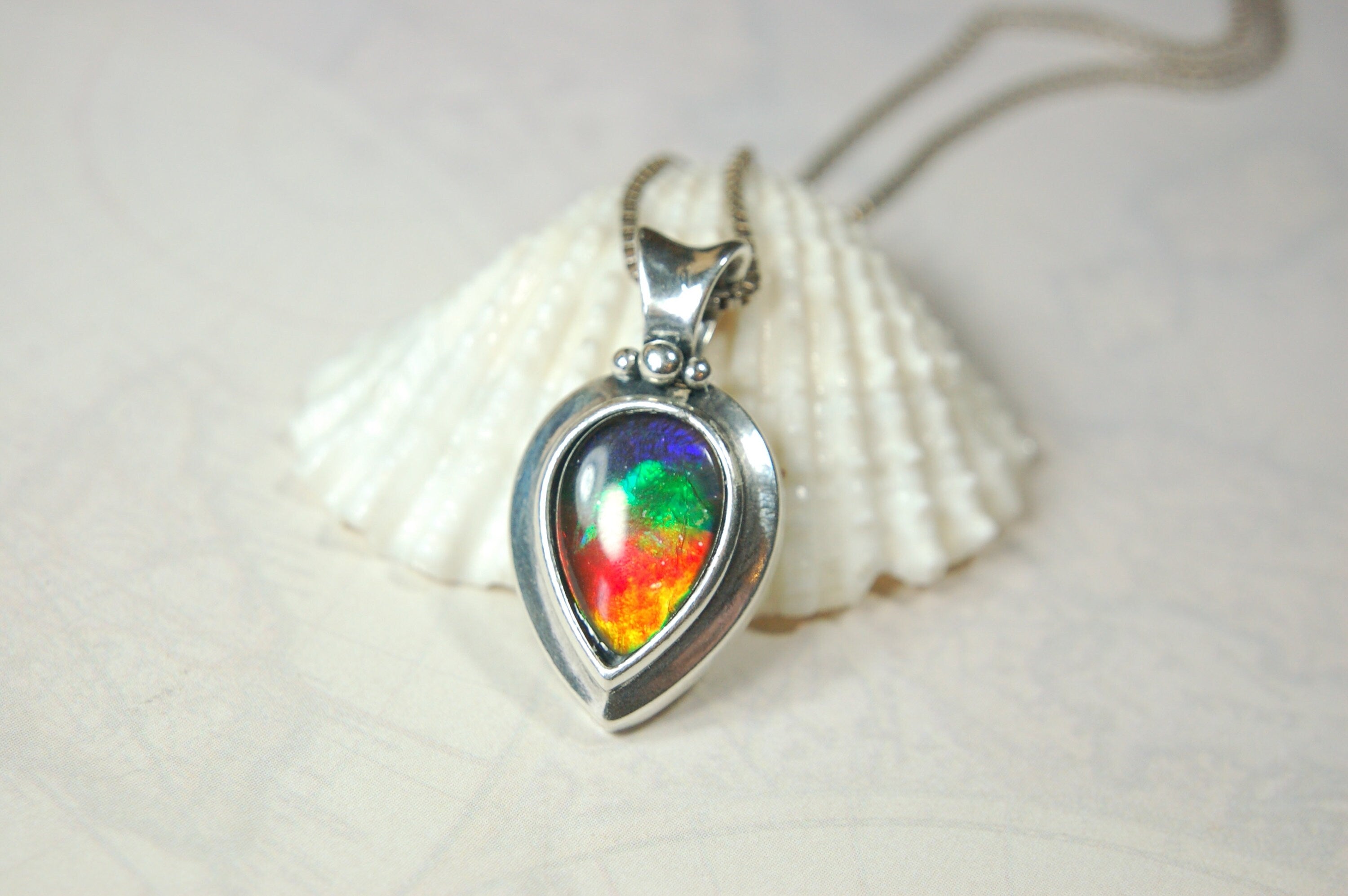 Ammolite Jewelry Rainbow Pendant Set in heavy sterling silver.High impact colors.Memorable gift.#030214