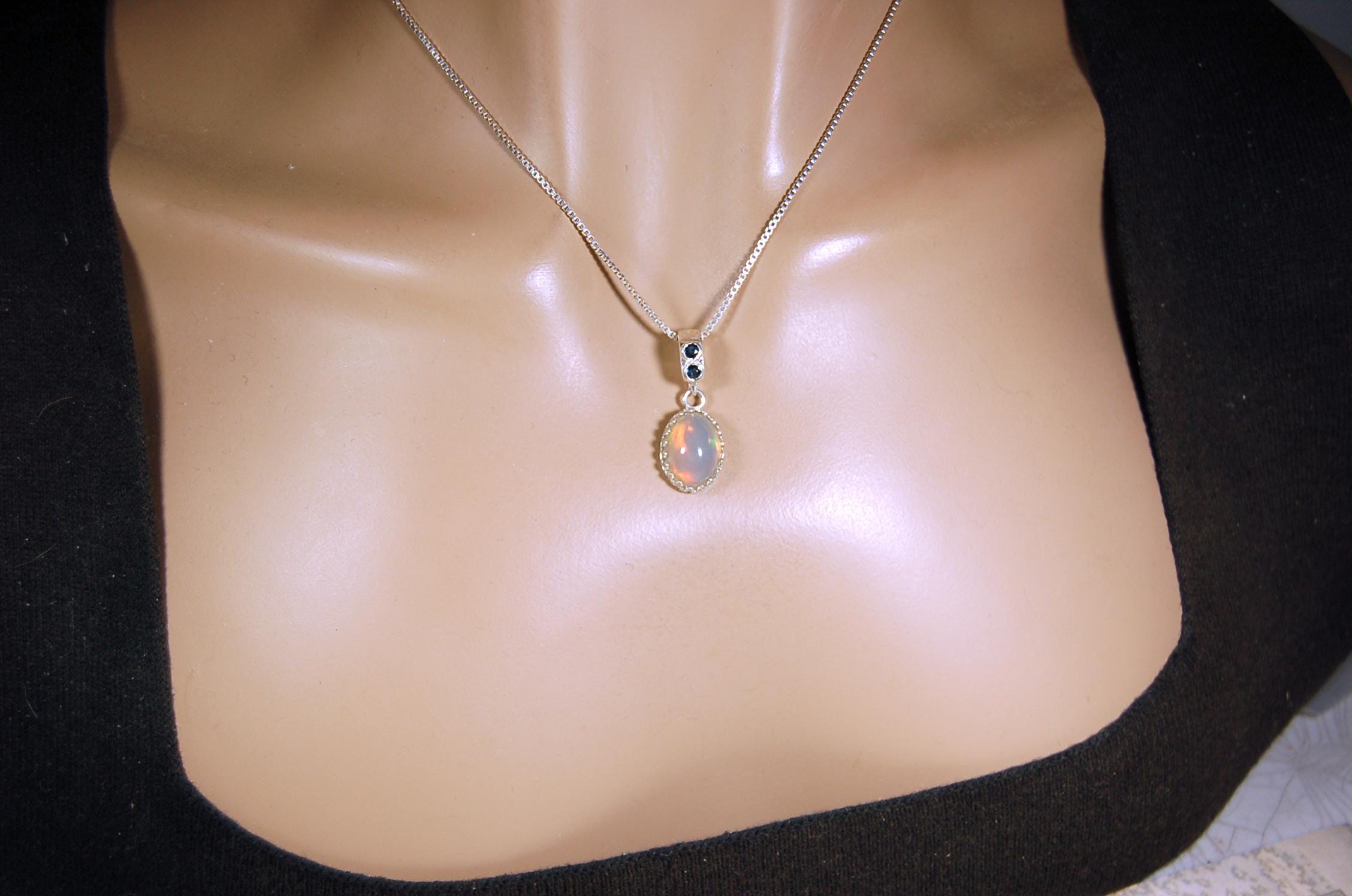 Opal Pendant Necklace.Brilliant flashing colors.Makes a memorable gift.#031715