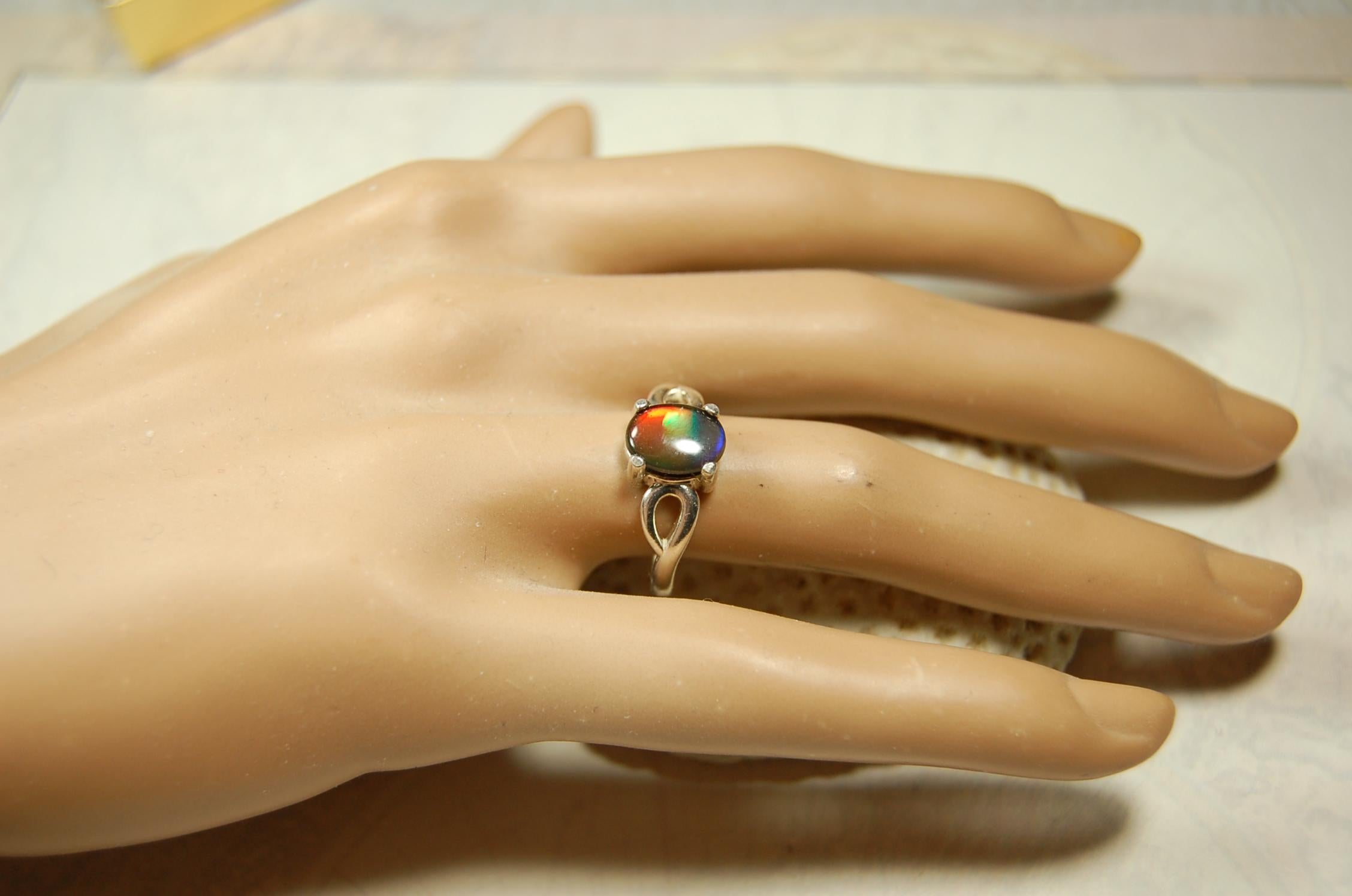 Ammolite Ladies Ring.Rare Astonishing four color changer.Size 7.Gift for wife.Lovely Fashion Accessory.031615.