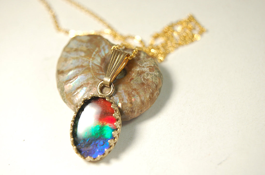 Ammolite Pendant in 14k Gold.Lovely rainbow colors.#111510