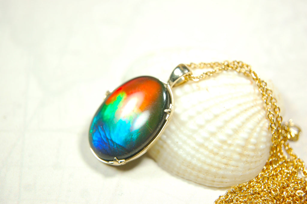 Glamorous Ammolite jewelry pendant in solid 14k Gold - A Stunning Rare Mothers day gift she will treasure.012914