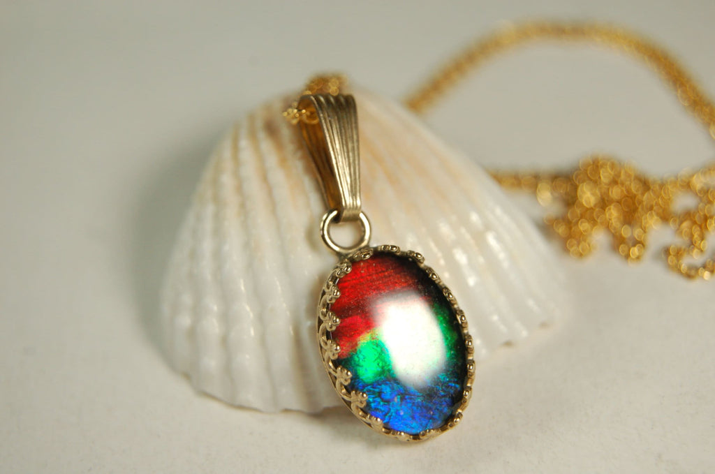 Ammolite Pendant in 14k Gold.Lovely rainbow colors.#111510
