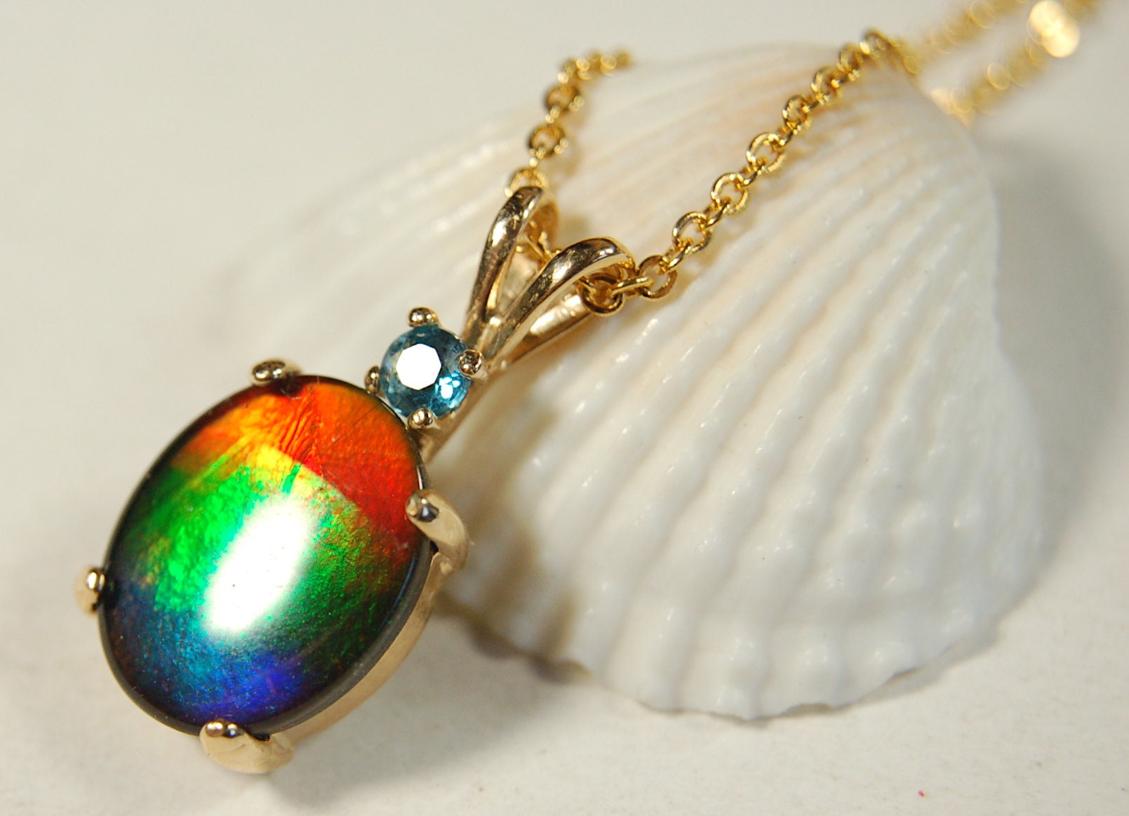 Authentic Alberta Ammolite Pendant Jewelry in gold– Natural Fossil Gemstone Gift for Her.040613