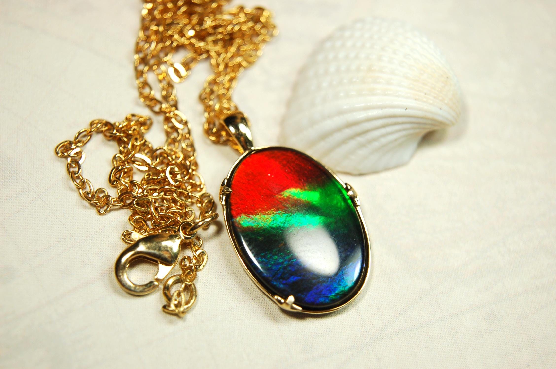14k gold set ammolite pendant.Gift idea for wife?Rainbow colors.High quality Ammolite.090614