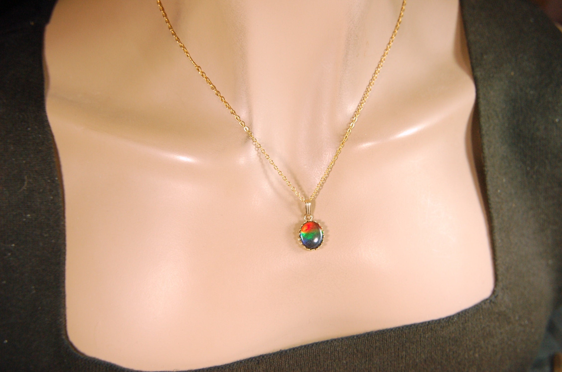 Ammolite Jewelry Pendant 14k Gold.Bright colorful gem.Perfect gift. 032314