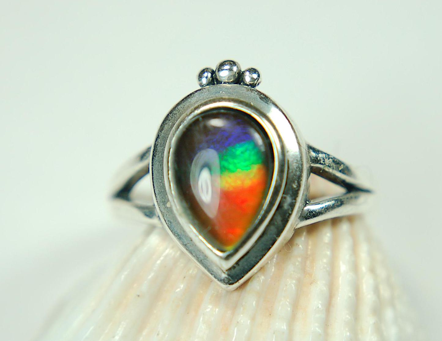 Ammolite.Gorgeous RARE four color Ammolite Ring - Add a Touch of Elegance with this Stunning Ammolite Jewelry.Gift idea for wife?010525