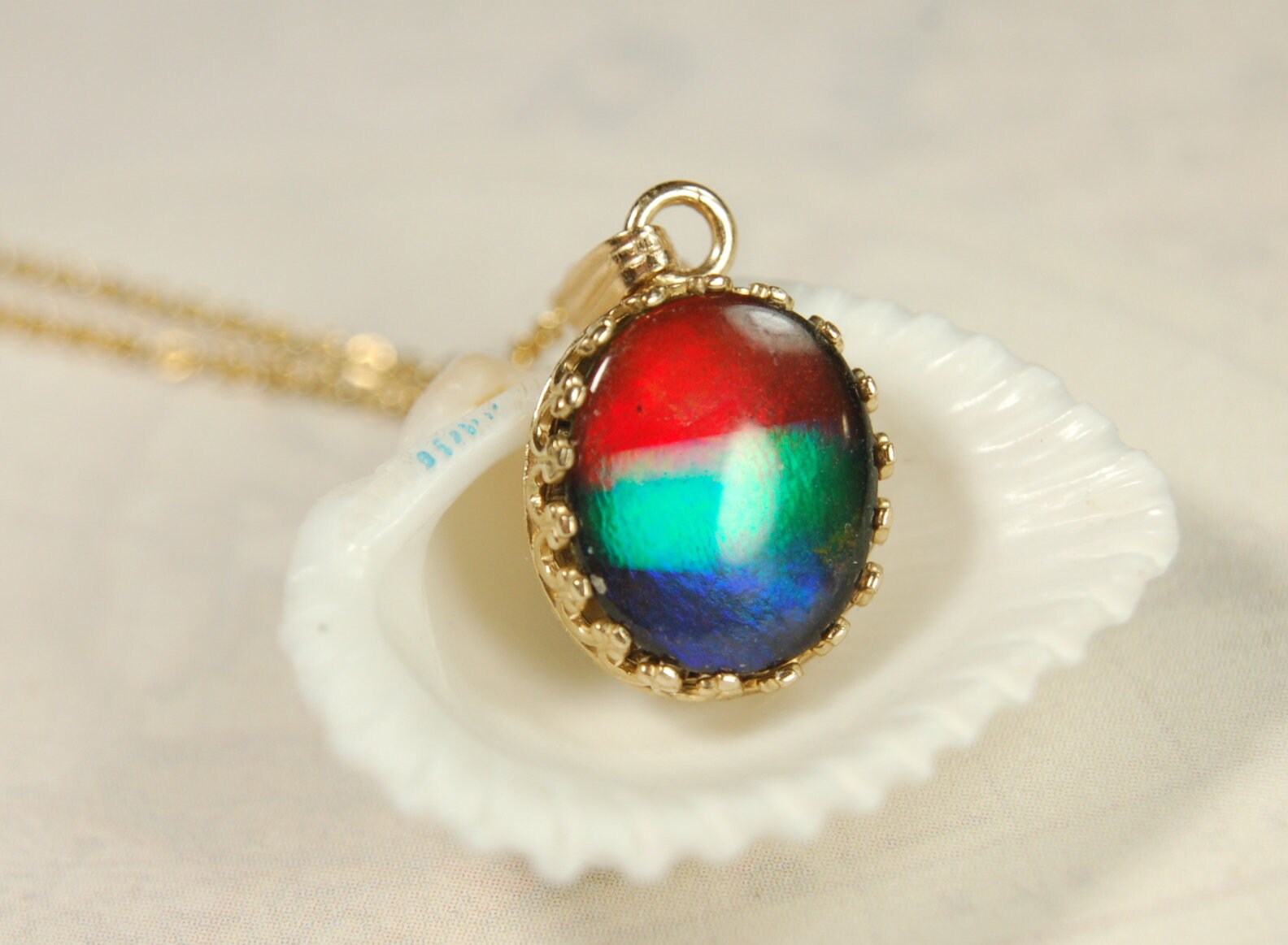 Ammolite Pendant.Solid 14k gold.Brilliant colors. #20113