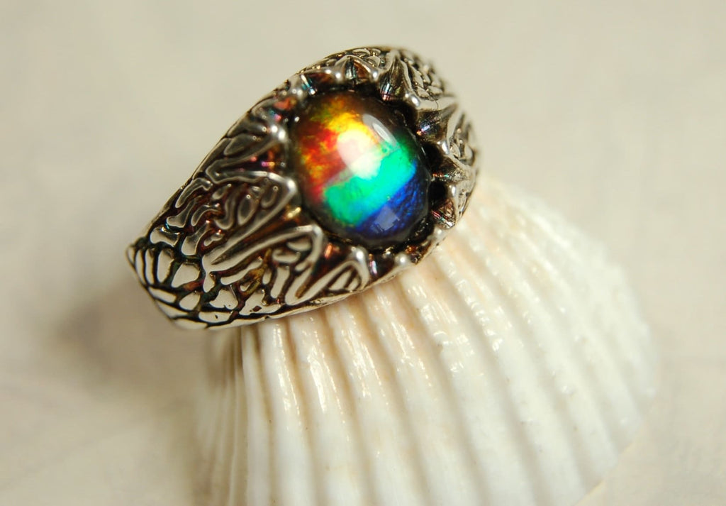 Ammolite Men's Ring with powerful colors. Size 11.--#080314
