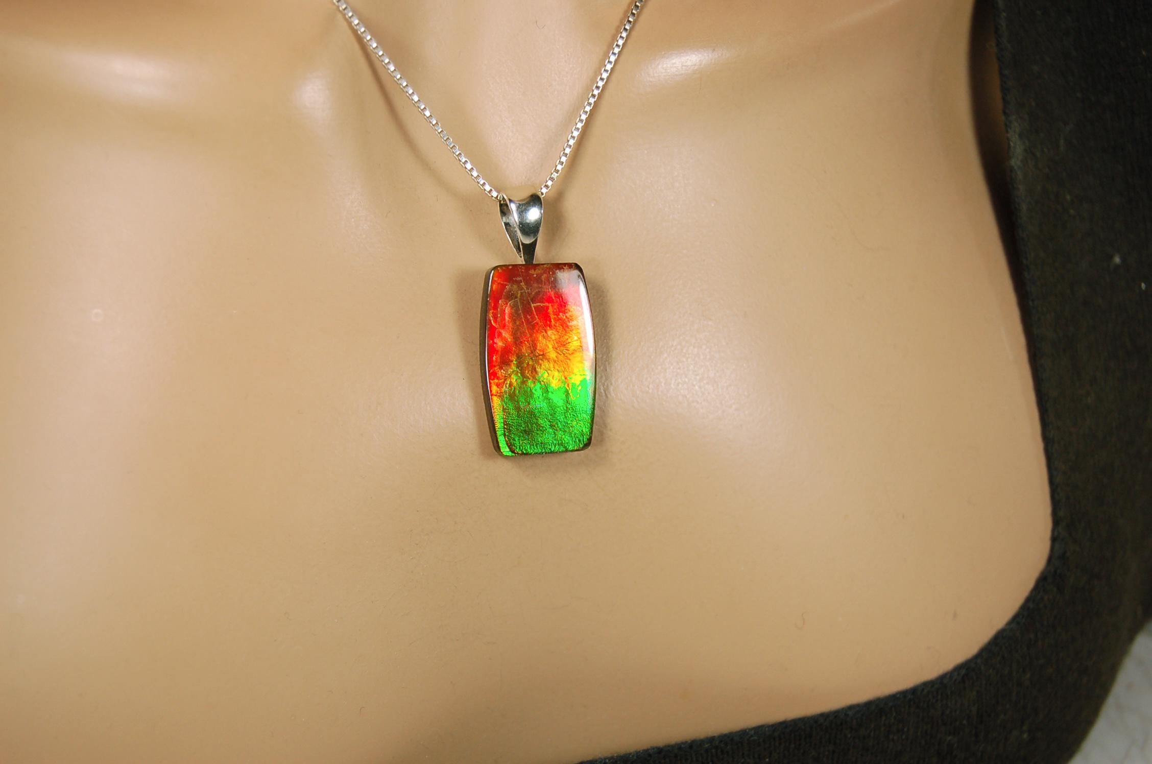 Spectacular Ammolite Pendant.Multicolor necklace.Quality Ammolite jewelry Gift.Unisex setting.Natural Cabochon Gem..062215