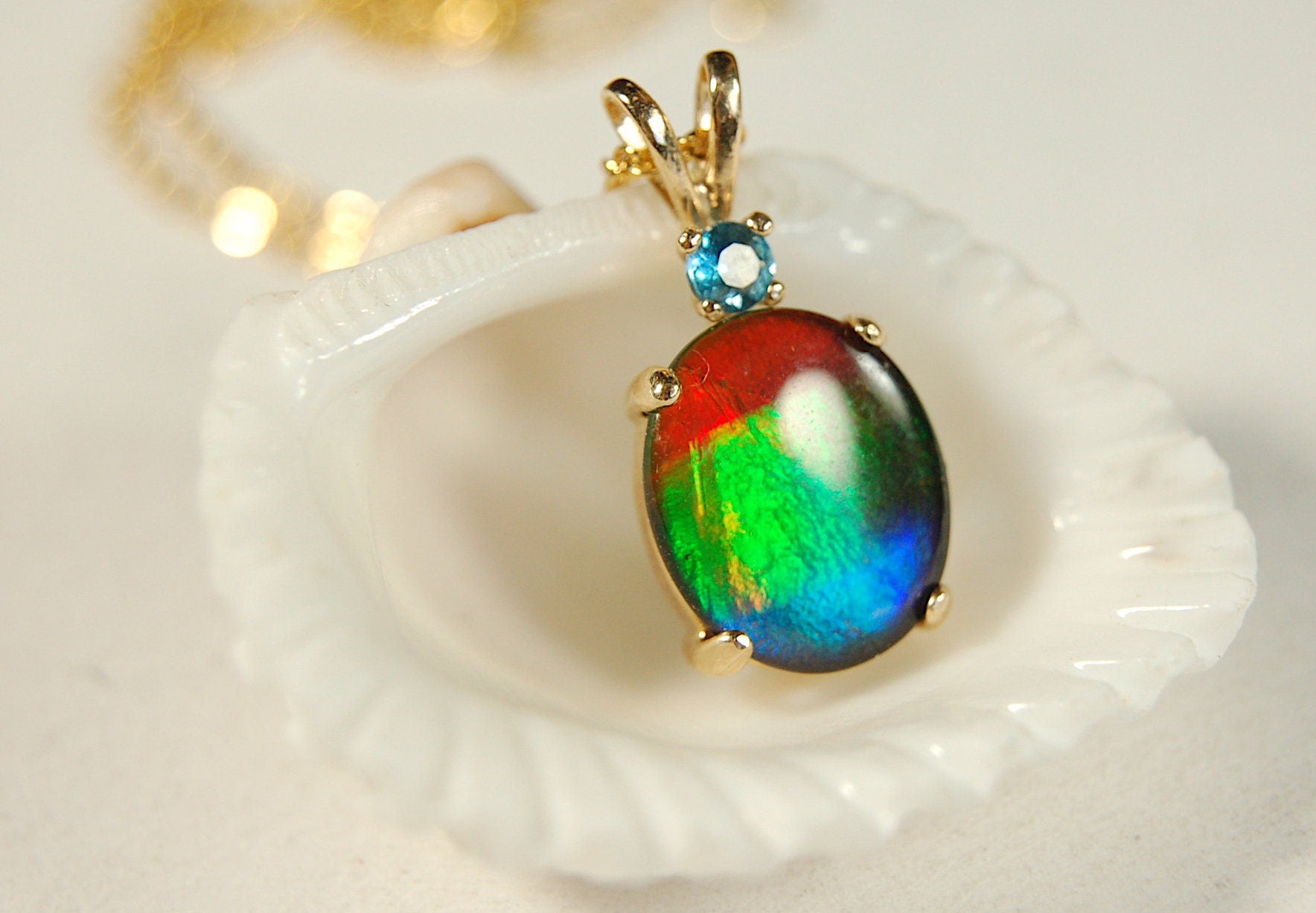 Authentic Alberta Ammolite Pendant Jewelry in gold– Natural Fossil Gemstone Gift for Her.040613