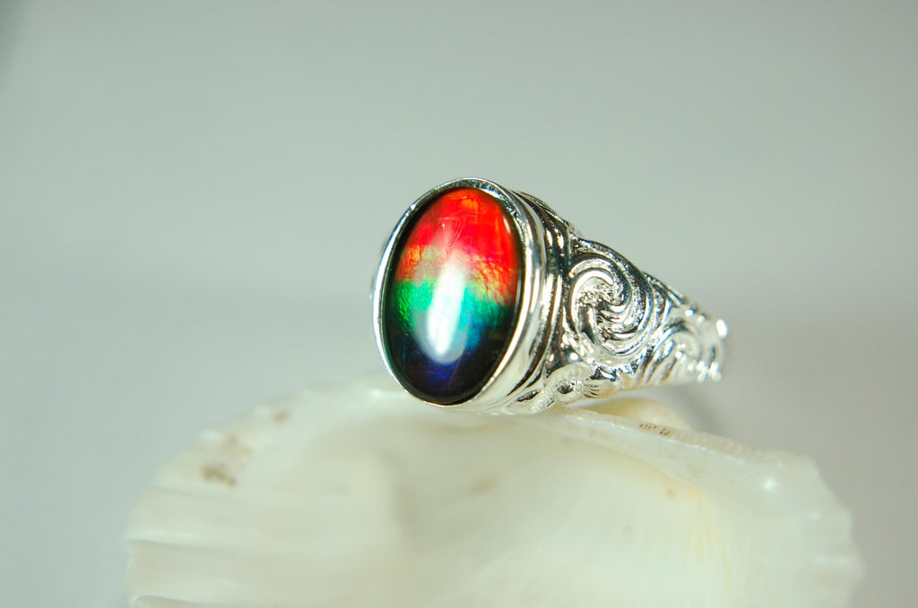Ammolite Mens Ring.Size 12.Brilliant tricolor gem with rich deep changing colors.Solid sterling setting.011115