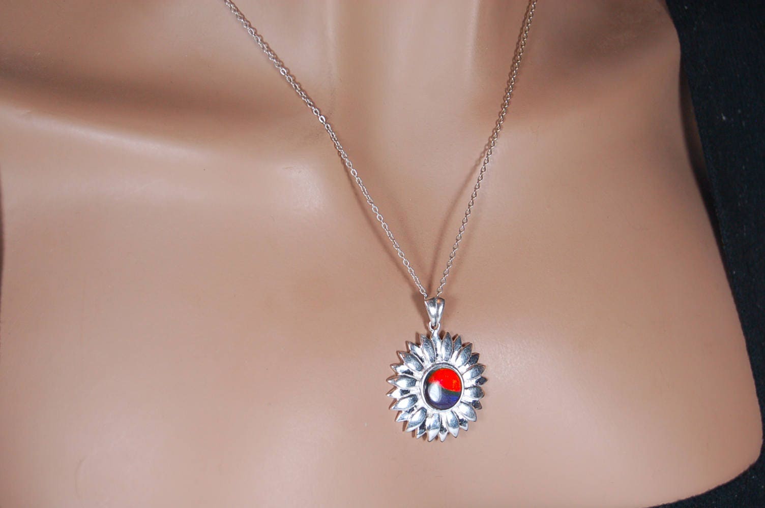 Ammolite Jewelry Pendant Shipped Free.No US import taxes under CUSMA rules.#022818