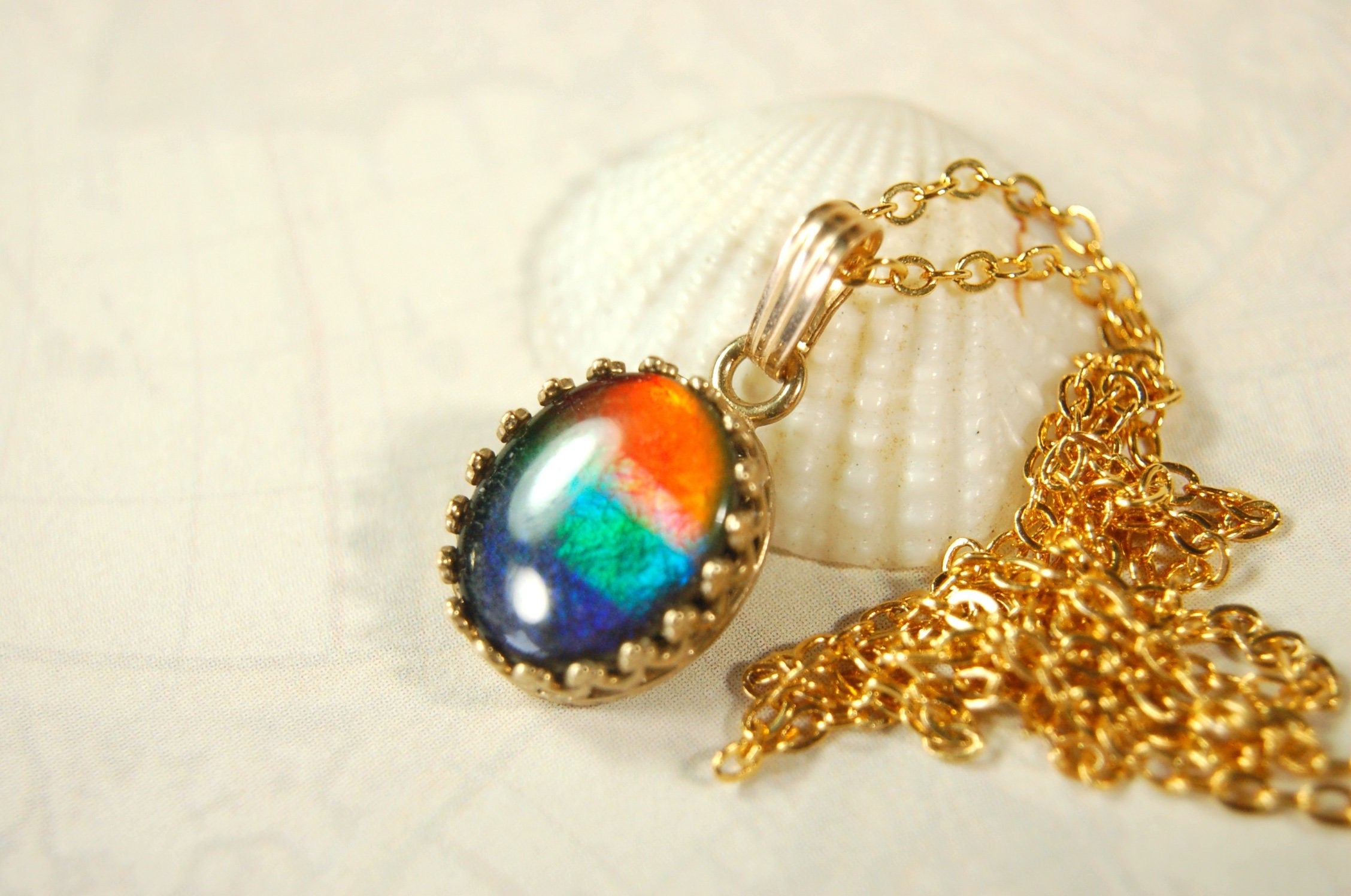 Ammolite Jewelry Pendant 14k Gold.Bright colorful gem.Perfect gift. 032314