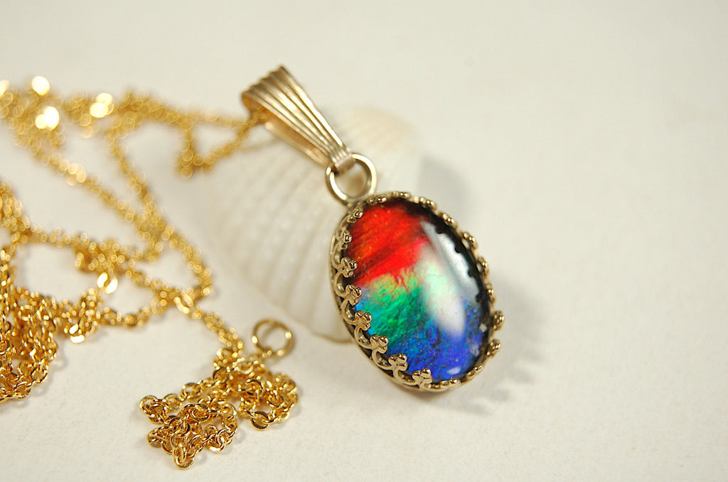 Ammolite Pendant in 14k Gold.Lovely rainbow colors.#111510