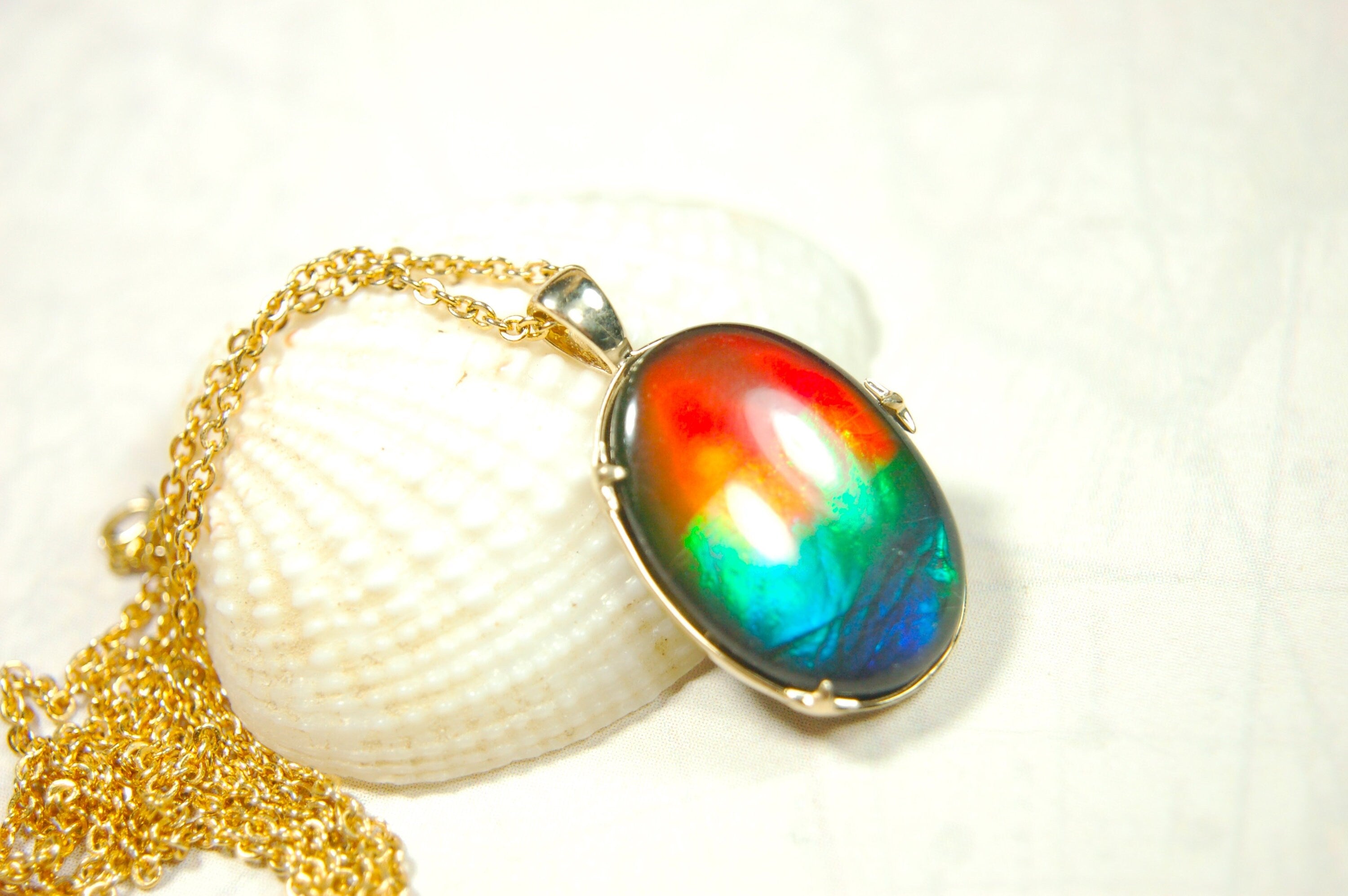 Glamorous Ammolite jewelry pendant in solid 14k Gold - A Stunning Rare Mothers day gift she will treasure.012914