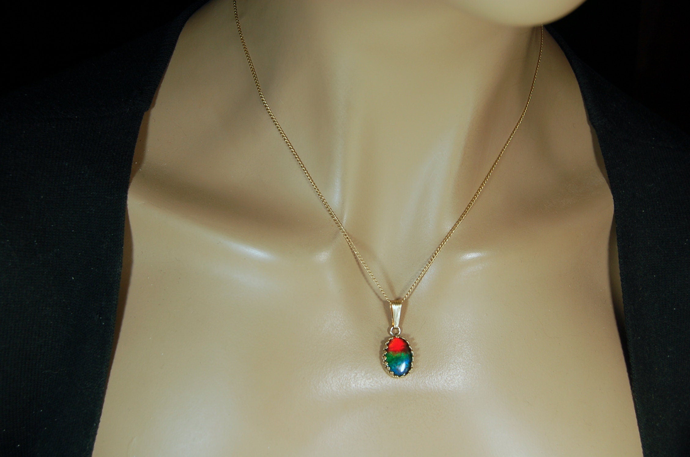 Ammolite Pendant 14k Gold.The perfect gift.