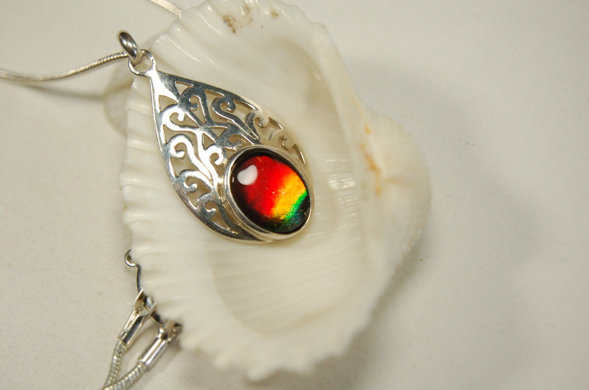 Ammolite pendant.GENUINE Ammolite Jewelry- Eye-Catching Ammolite Jewelry for a Standout Style.Best gift for her.#041613