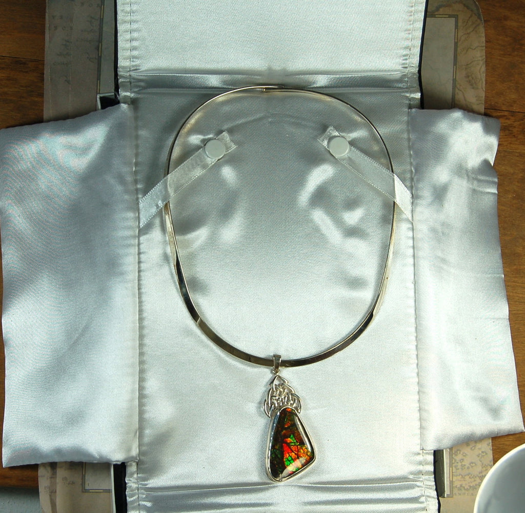 Ammolite Pendant Necklace.Natural very colorful cabochon magnificently set #030411