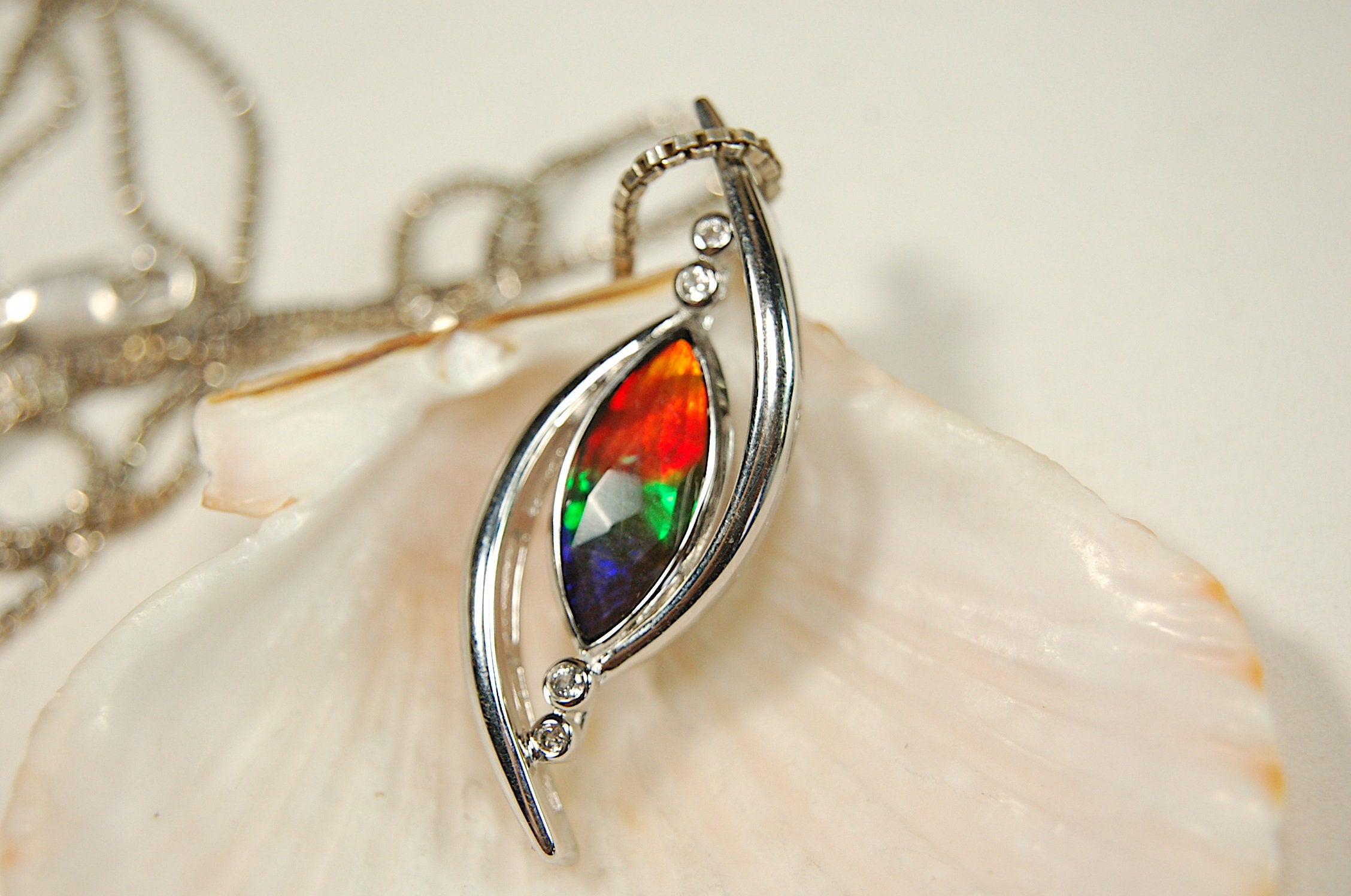 Ammolite jewelry Pendant from Canada.Colorful necklace.Rainbow three color gemstone.Perfect gift for wife.Beautiful setting.#042413