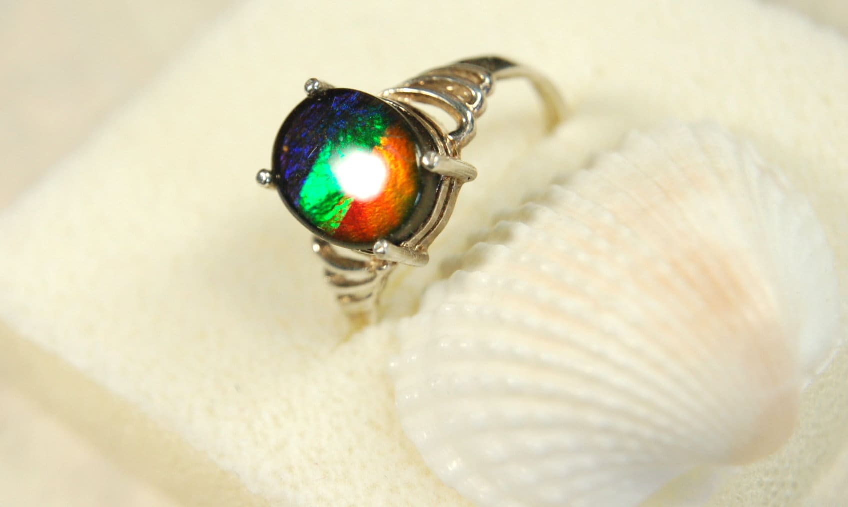 Ammolite Ring.Sterling Silver.Size 6.Lovely rainbow gem.062813