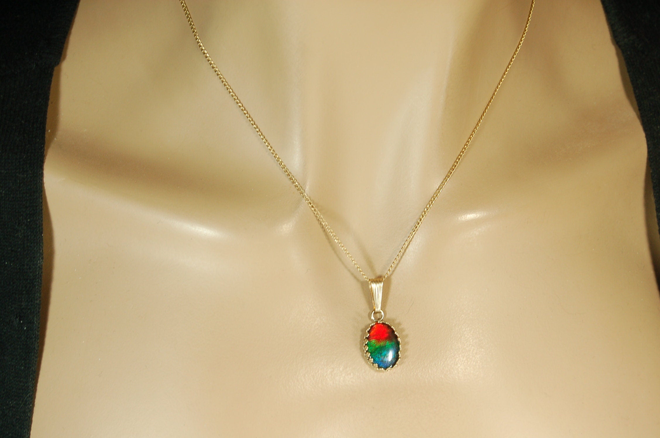 Ammolite Pendant 14k Gold.The perfect gift.