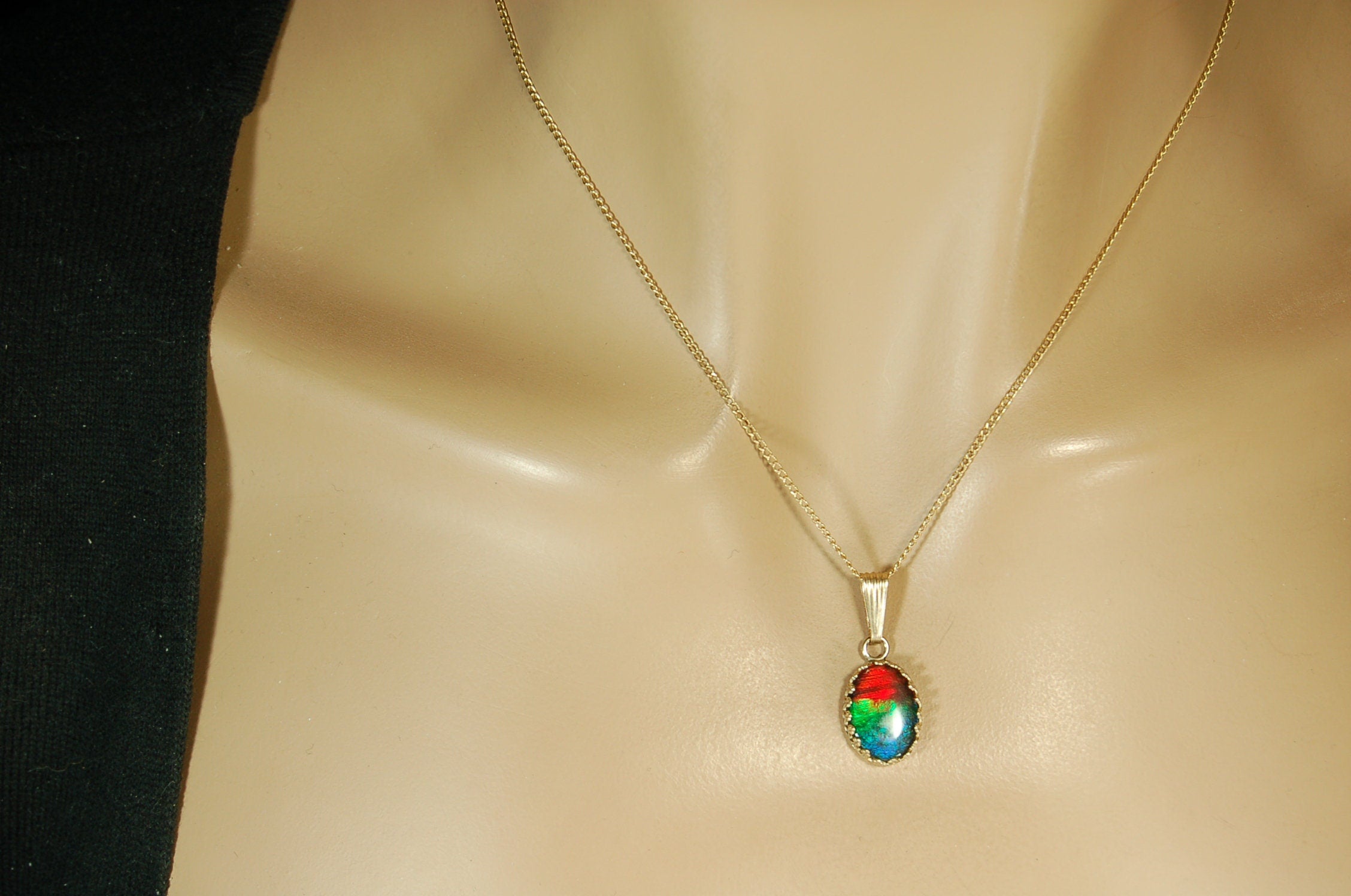 Ammolite Pendant 14k Gold.The perfect gift.